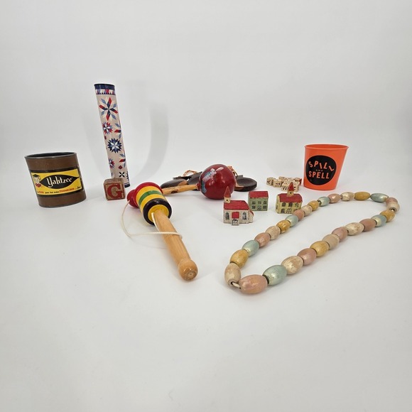 Vintage Wooden Toy & Game Lot Yahtzee Spill & Spell Kaleidoscope Clappers Rattle - Picture 10 of 10